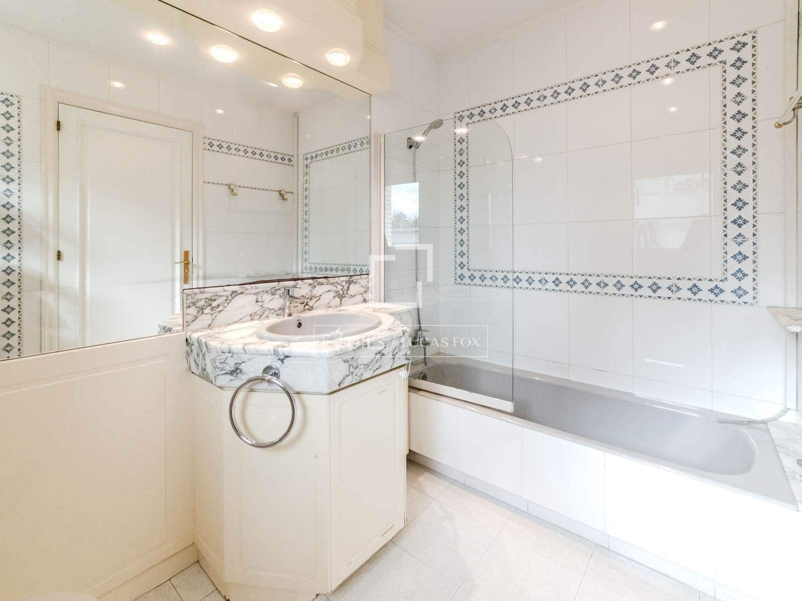 5 soverom Villa til salgs i Sitges med svømmebasseng garasje - € 3 650 000 (Ref: 8432070)