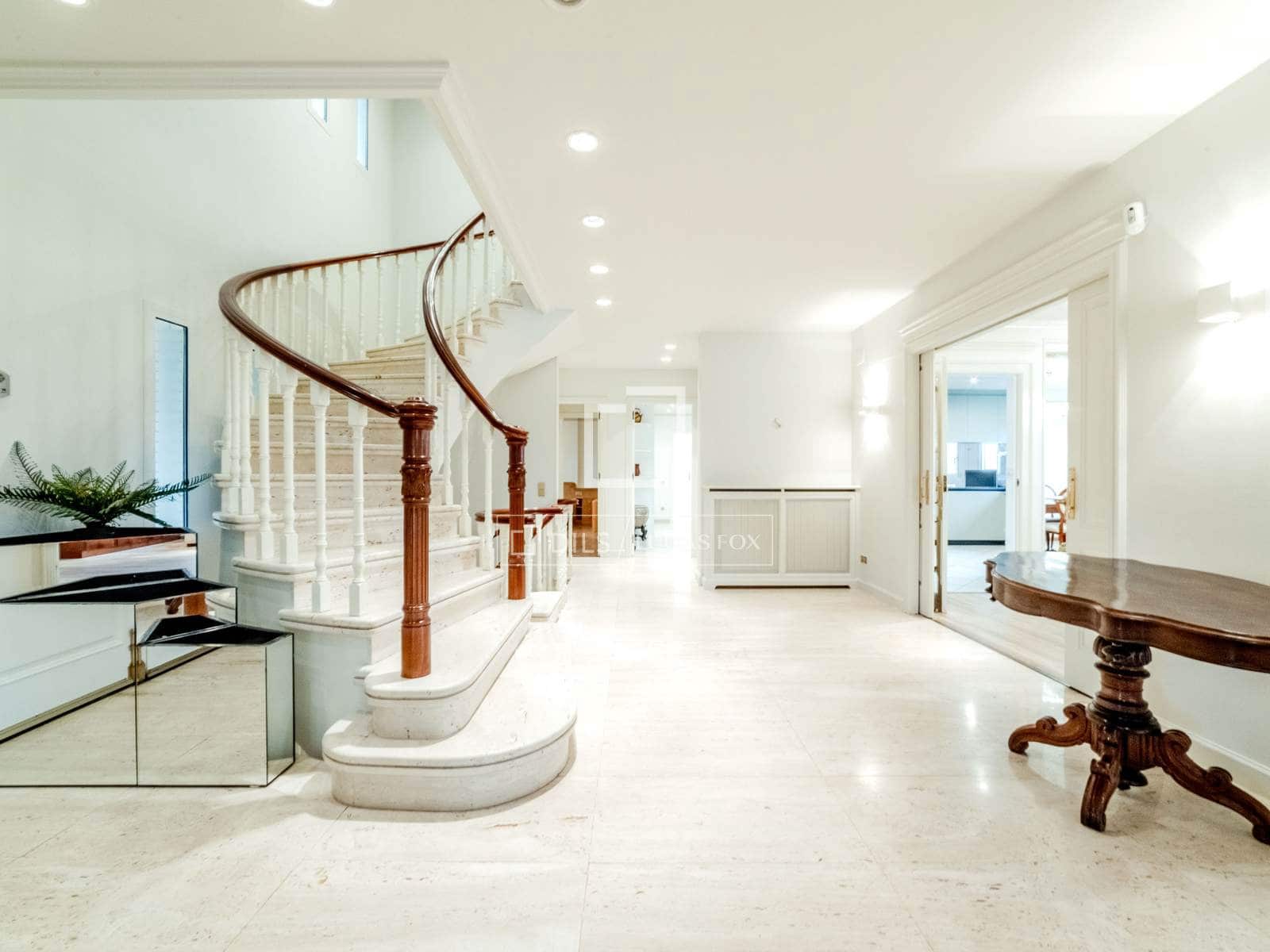 5 soverom Villa til salgs i Sitges med svømmebasseng garasje - € 3 650 000 (Ref: 8432070)