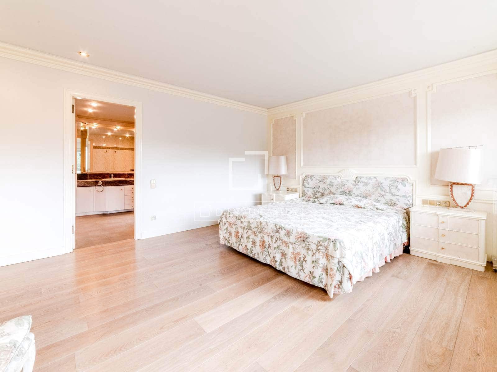 5 soverom Villa til salgs i Sitges med svømmebasseng garasje - € 3 650 000 (Ref: 8432070)