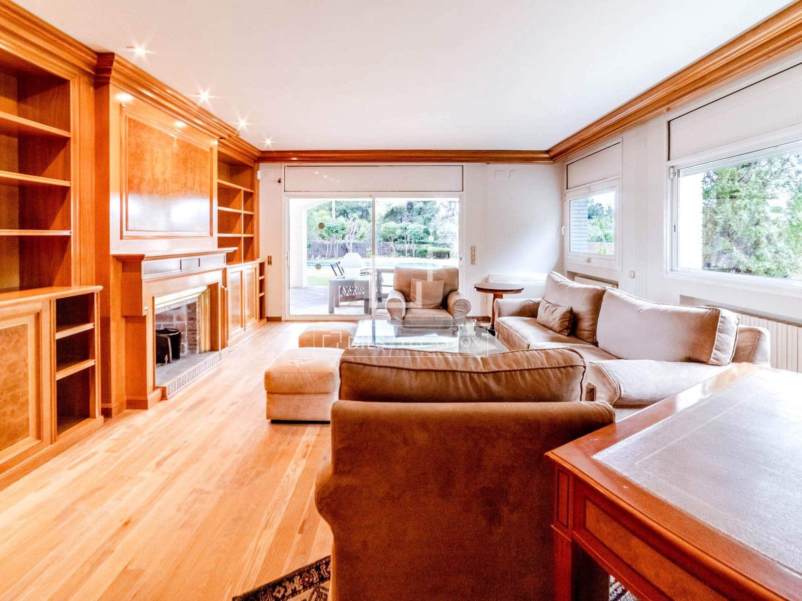 5 soverom Villa til salgs i Sitges med svømmebasseng garasje - € 3 650 000 (Ref: 8432070)