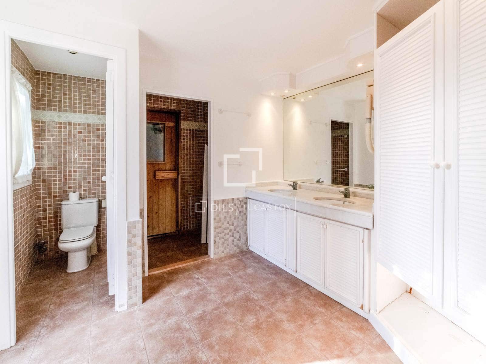 5 soverom Villa til salgs i Sitges med svømmebasseng garasje - € 3 650 000 (Ref: 8432070)