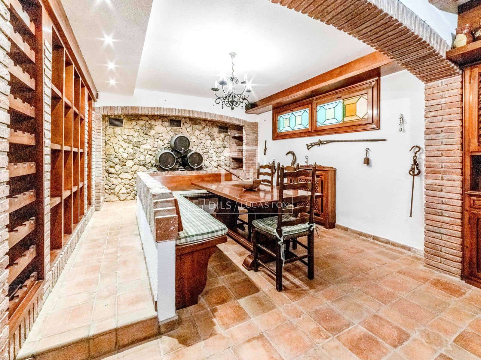 5 soverom Villa til salgs i Sitges med svømmebasseng garasje - € 3 650 000 (Ref: 8432070)