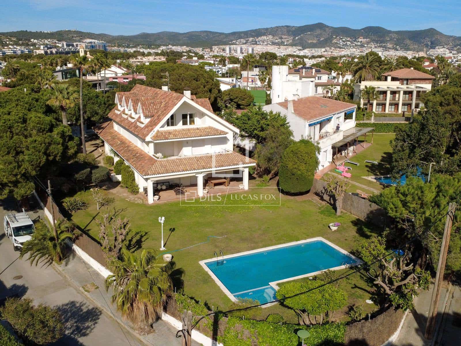 5 sypialnia Willa na sprzedaż w Sitges z basenem garażem - 3 650 000 € (Ref: 8432070)