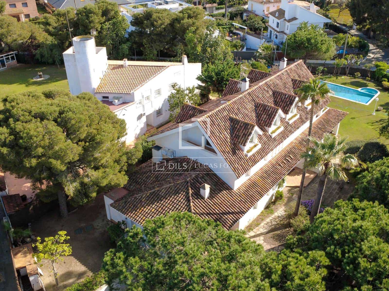 5 sypialnia Willa na sprzedaż w Sitges z basenem garażem - 3 650 000 € (Ref: 8432070)