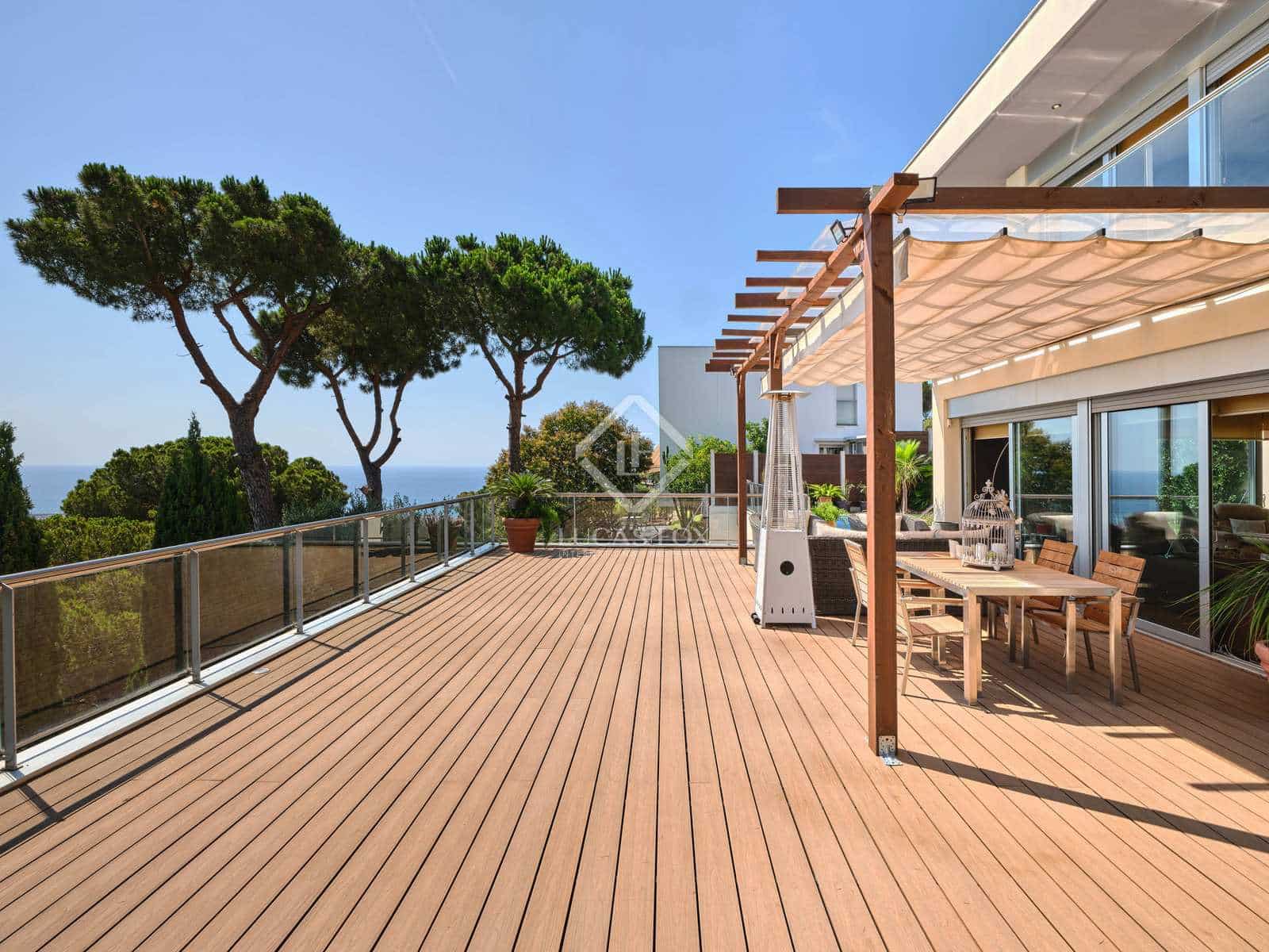 4 soverom Villa til salgs i Premia de Dalt med svømmebasseng garasje - € 1 350 000 (Ref: 8435224)