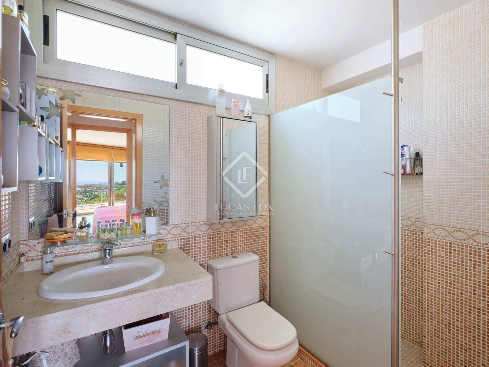 4 soverom Villa til salgs i Premia de Dalt med svømmebasseng garasje - € 1 350 000 (Ref: 8435224)