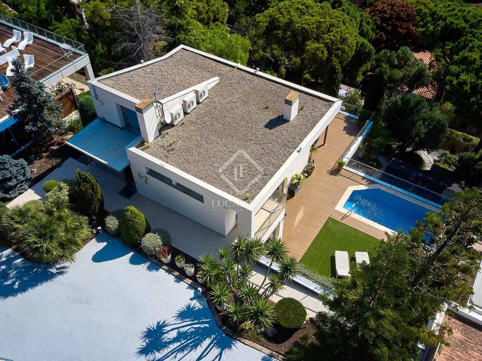 4 soverom Villa til salgs i Premia de Dalt med svømmebasseng garasje - € 1 350 000 (Ref: 8435224)