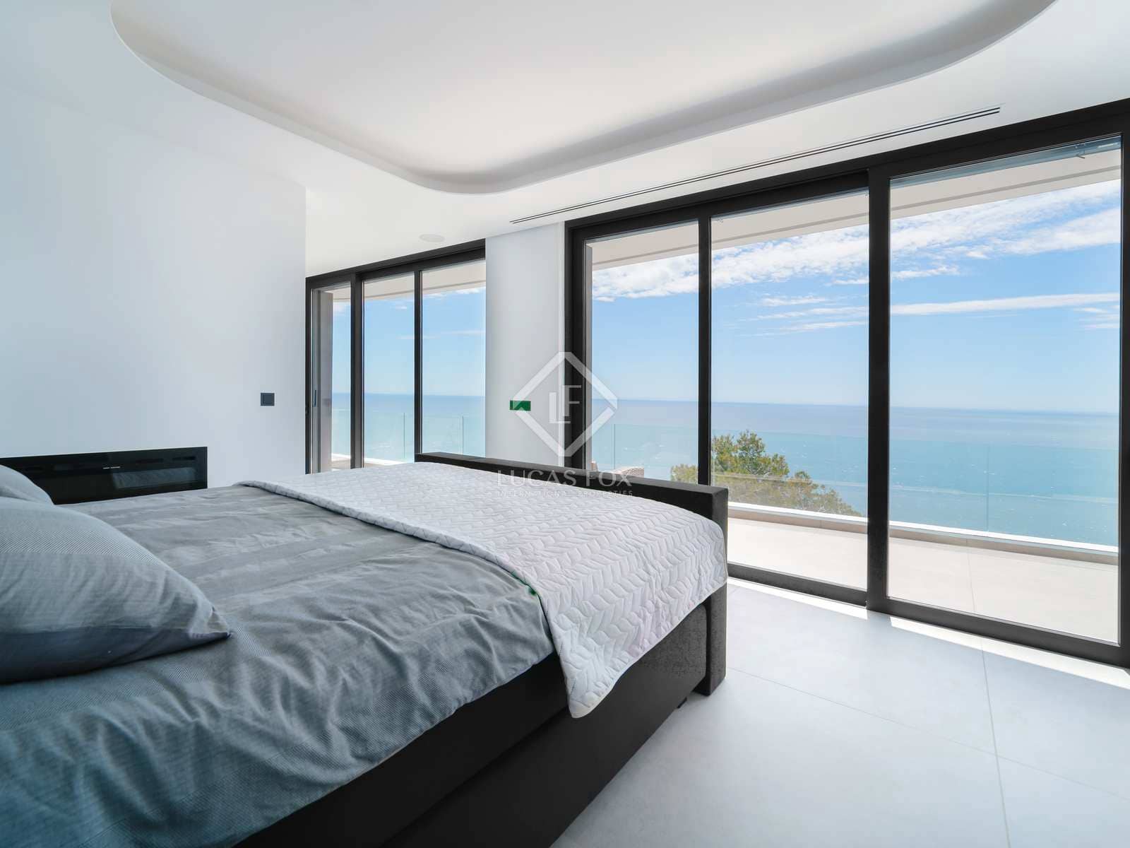 3 bedroom Villa for sale in Javea / Xabia with pool garage - € 4,250,000 (Ref: 8438007)