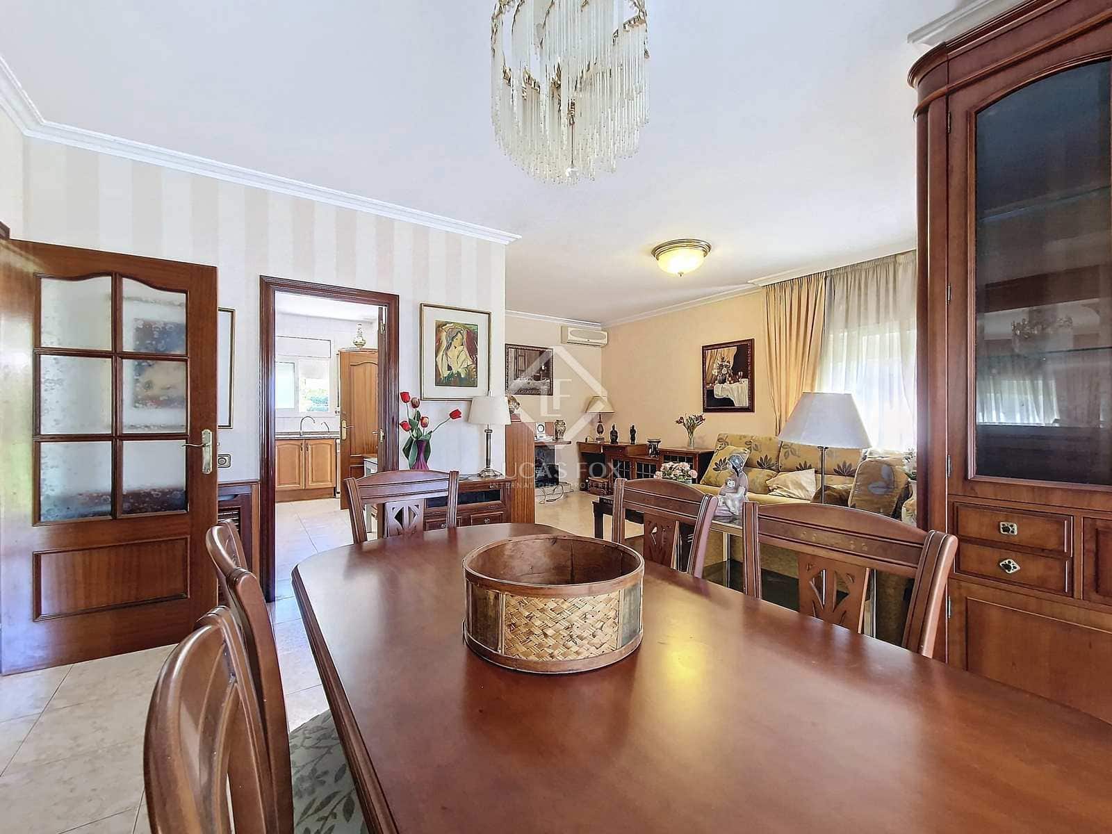 4 soveværelse Villa til salg i Cubelles med swimmingpool garage - € 460.000 (Ref: 8438142)