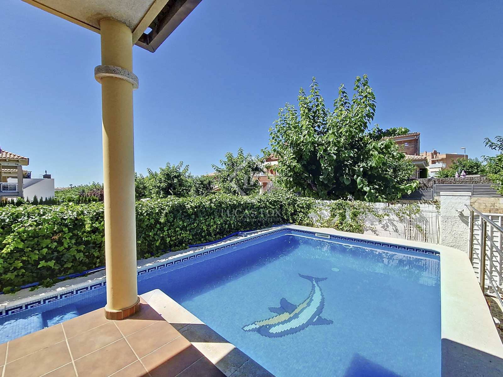 4 soveværelse Villa til salg i Cubelles med swimmingpool garage - € 460.000 (Ref: 8438142)