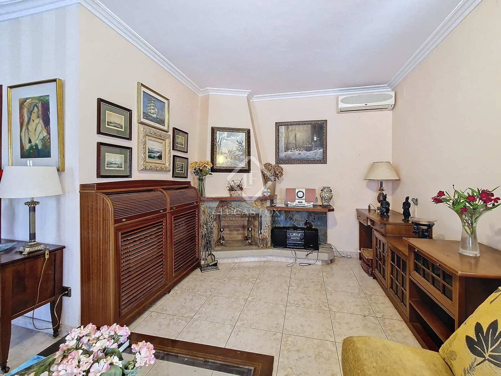 4 soveværelse Villa til salg i Cubelles med swimmingpool garage - € 460.000 (Ref: 8438142)