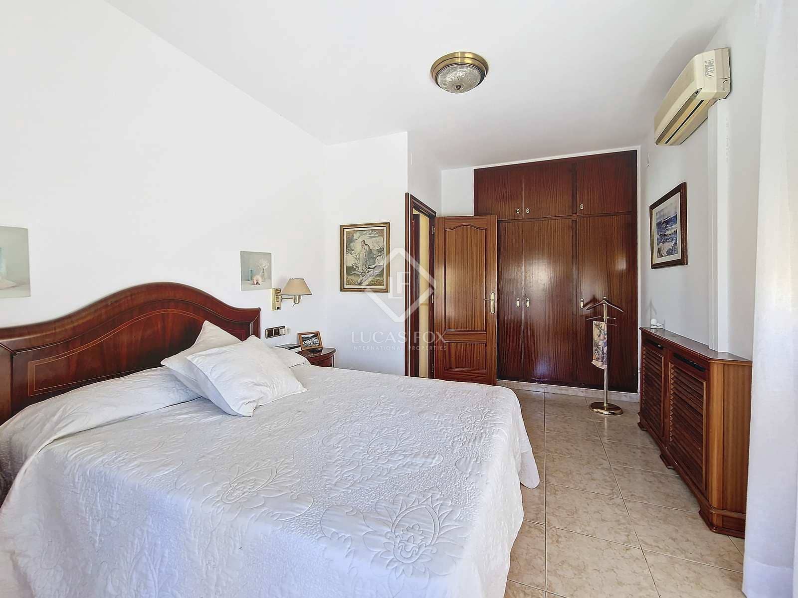 4 soveværelse Villa til salg i Cubelles med swimmingpool garage - € 460.000 (Ref: 8438142)