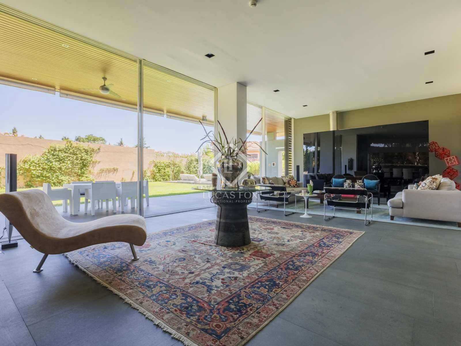 7 soveværelse Villa til salg i Pozuelo de Alarcon med swimmingpool garage - € 7.300.000 (Ref: 8439587)