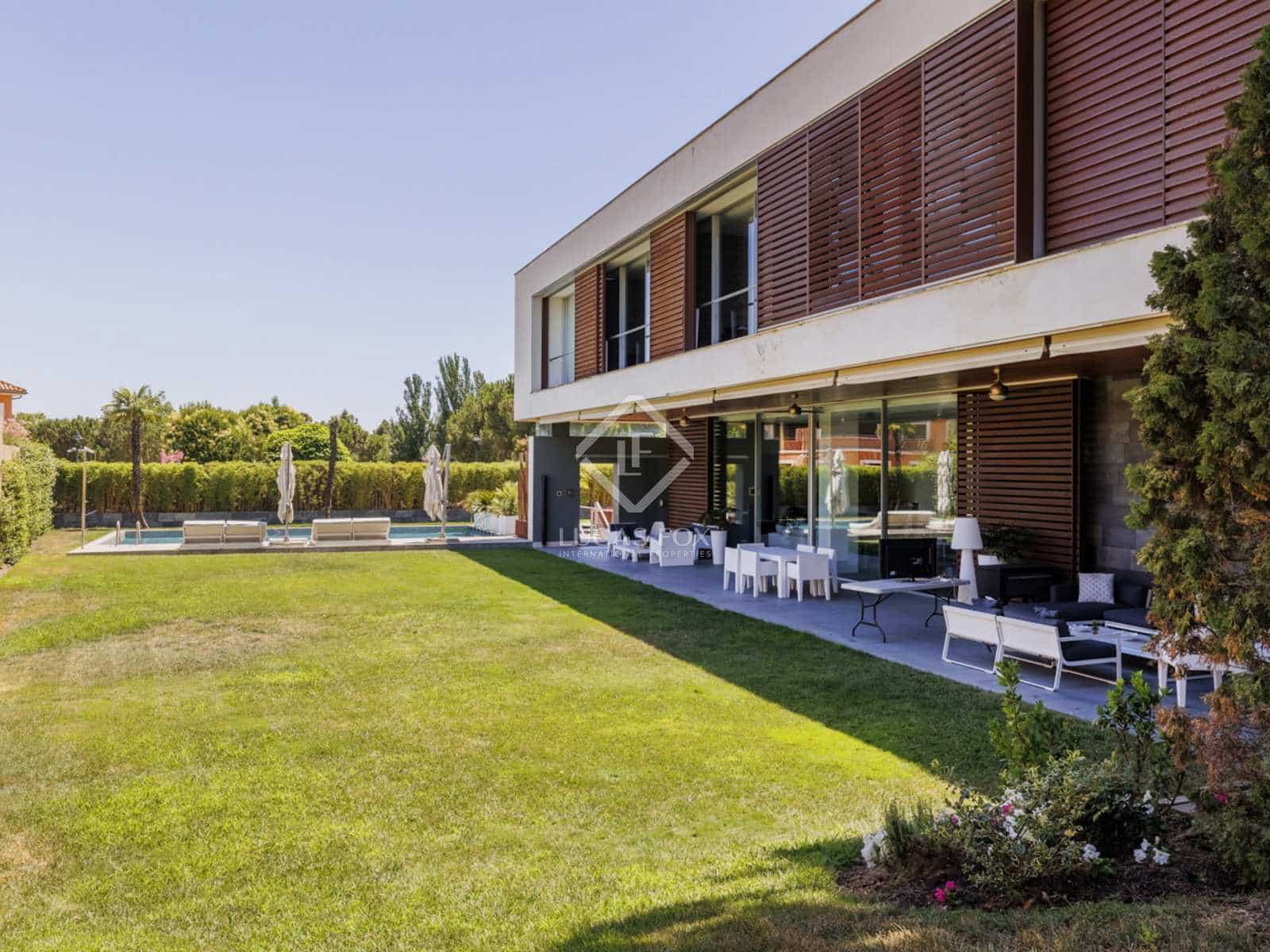 7 soveværelse Villa til salg i Pozuelo de Alarcon med swimmingpool garage - € 7.900.000 (Ref: 8439587)