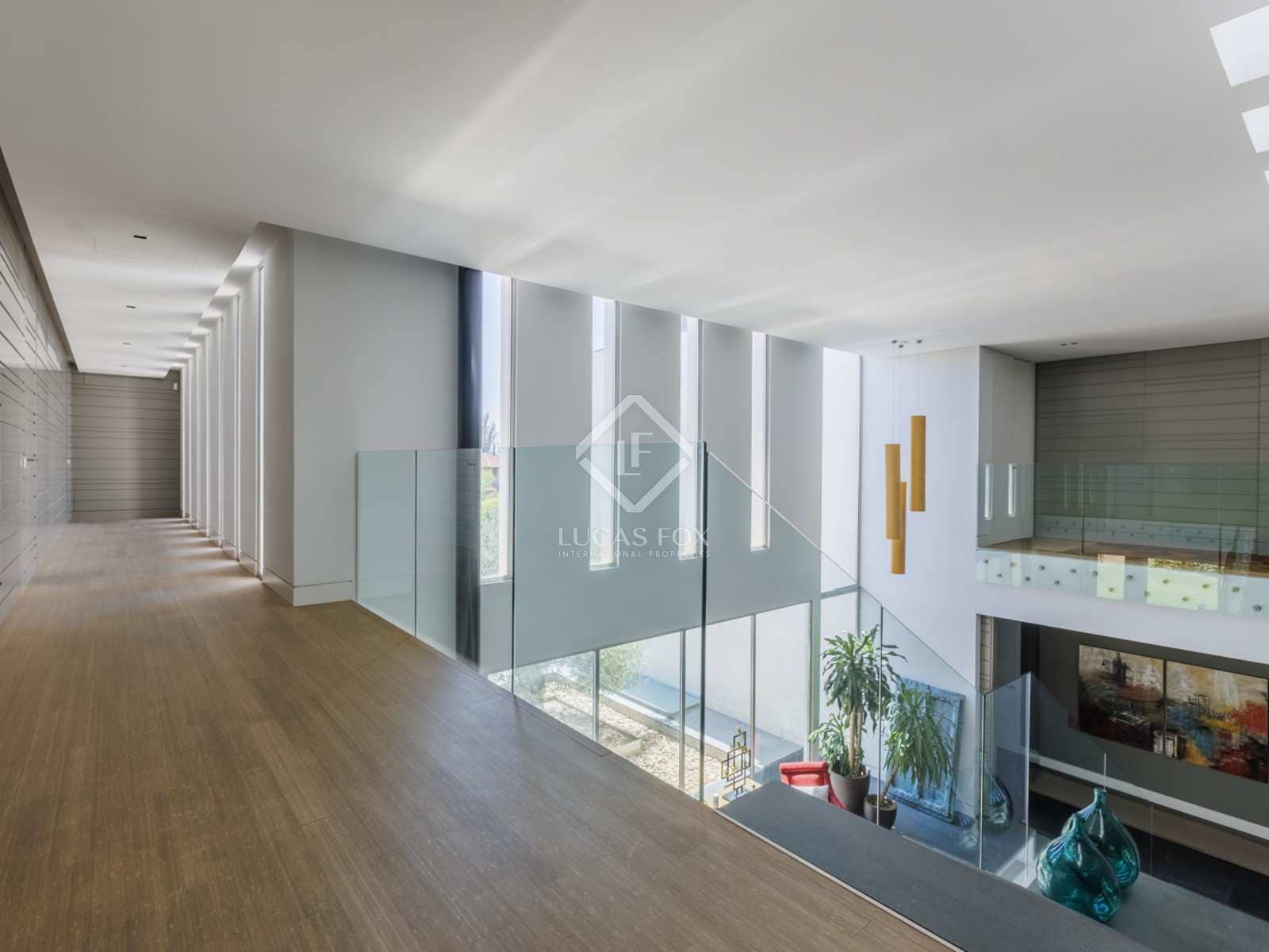 7 soveværelse Villa til salg i Pozuelo de Alarcon med swimmingpool garage - € 7.300.000 (Ref: 8439587)