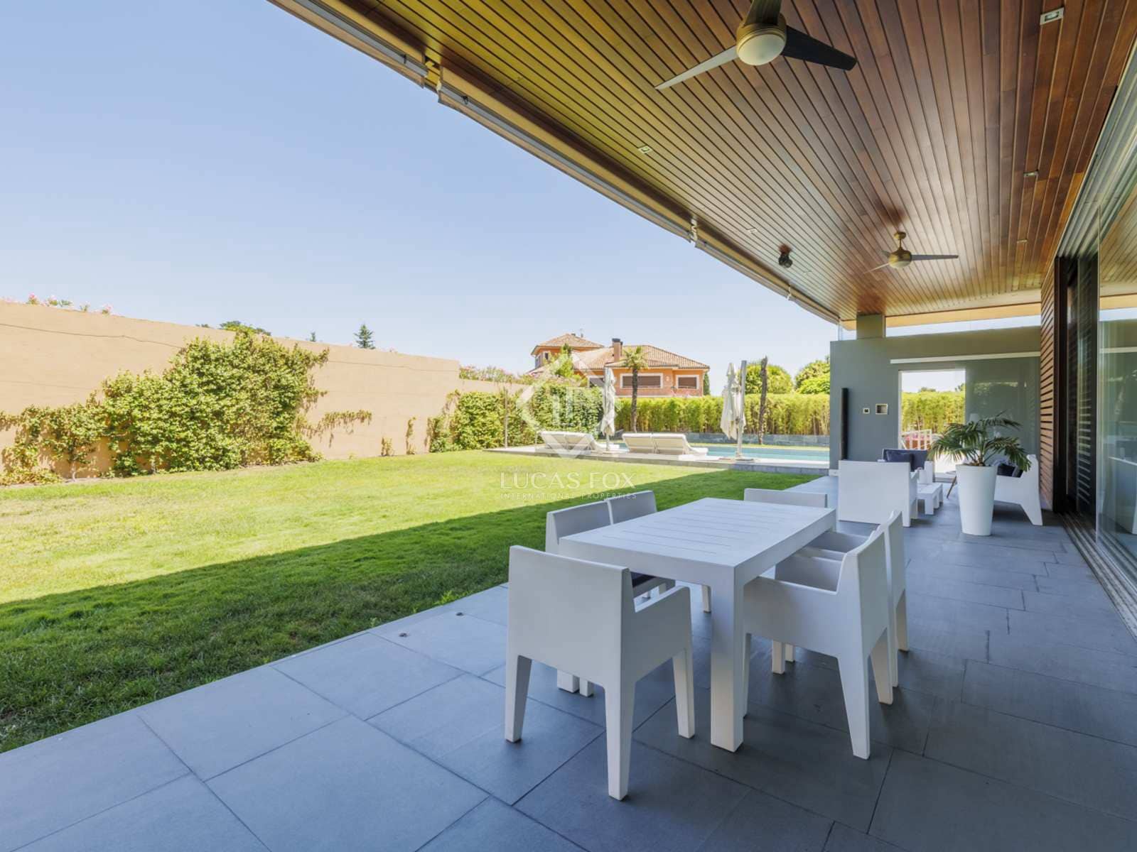 7 soveværelse Villa til salg i Pozuelo de Alarcon med swimmingpool garage - € 7.300.000 (Ref: 8439587)