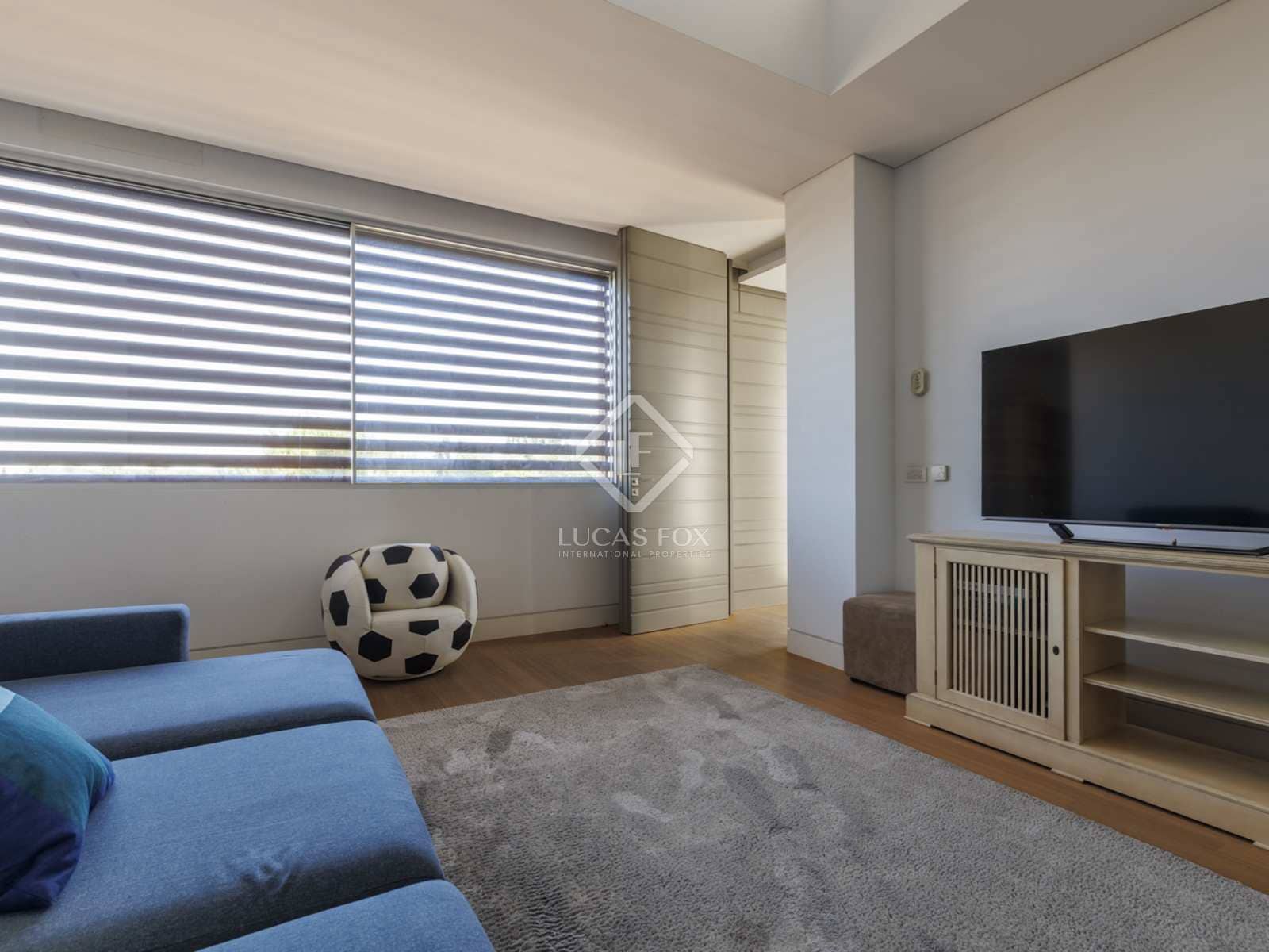 7 soveværelse Villa til salg i Pozuelo de Alarcon med swimmingpool garage - € 7.300.000 (Ref: 8439587)