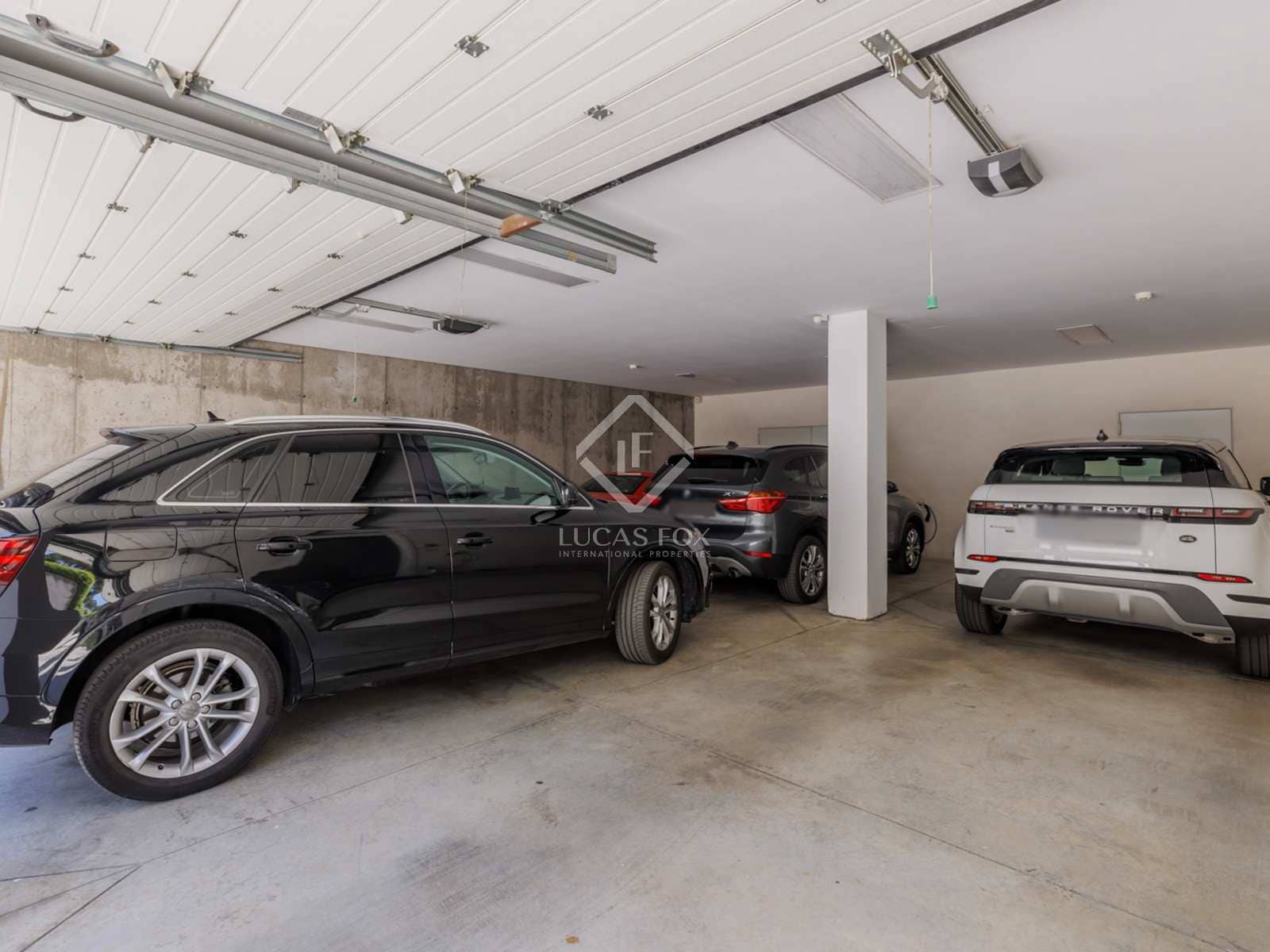 7 soveværelse Villa til salg i Pozuelo de Alarcon med swimmingpool garage - € 7.300.000 (Ref: 8439587)