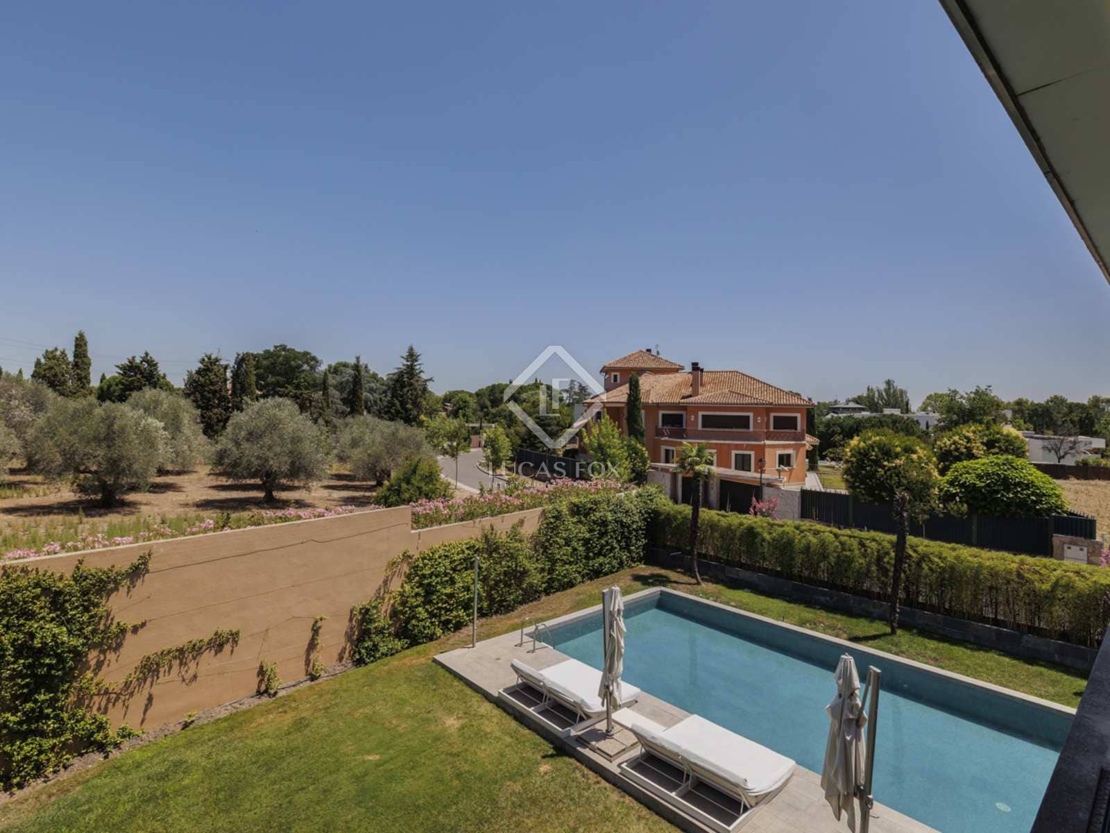 7 soveværelse Villa til salg i Pozuelo de Alarcon med swimmingpool garage - € 7.300.000 (Ref: 8439587)