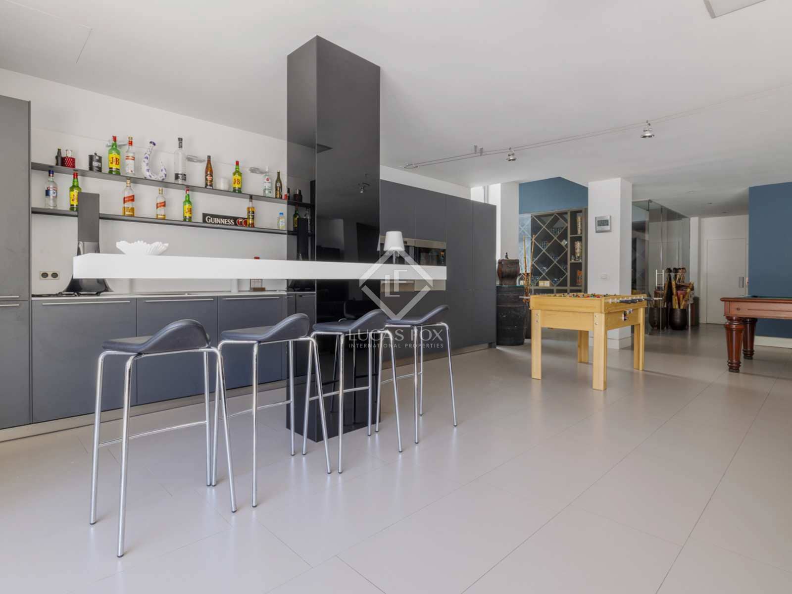 7 soveværelse Villa til salg i Pozuelo de Alarcon med swimmingpool garage - € 7.300.000 (Ref: 8439587)