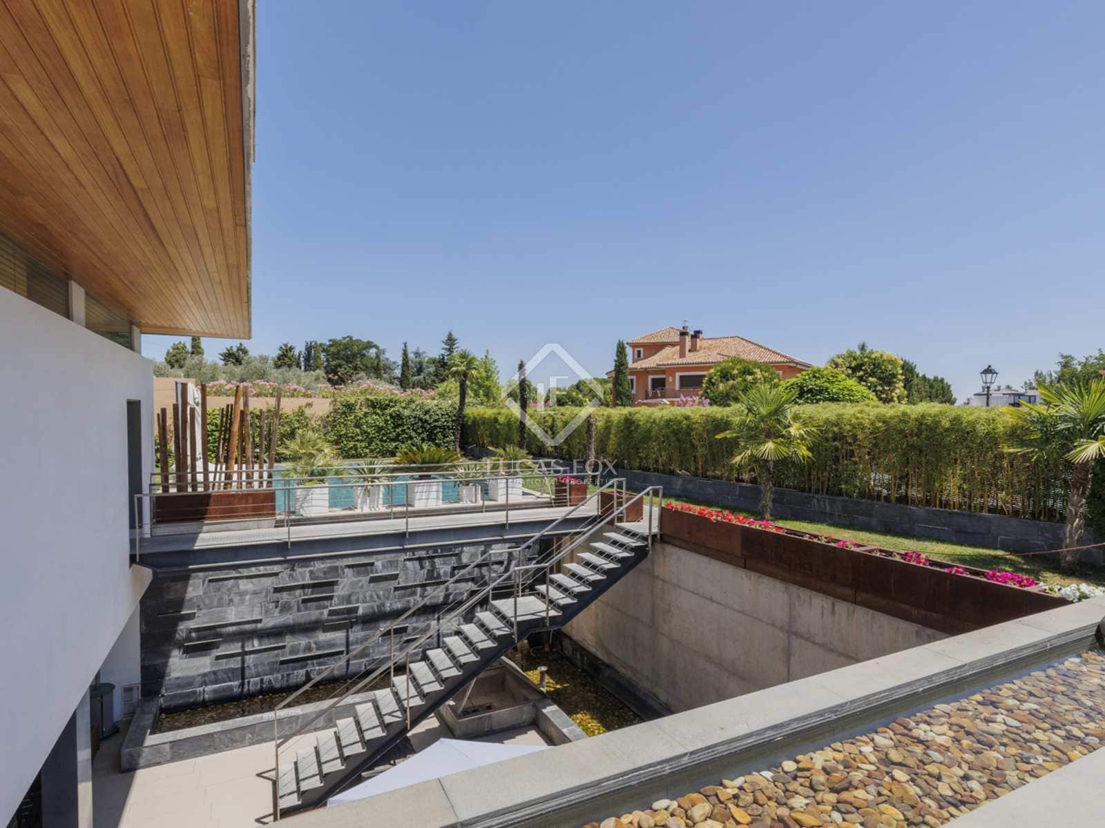 7 soveværelse Villa til salg i Pozuelo de Alarcon med swimmingpool garage - € 7.300.000 (Ref: 8439587)