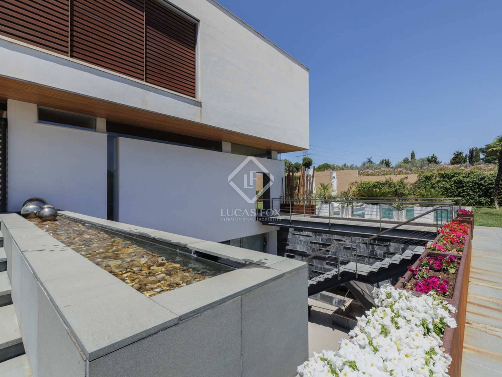 7 soveværelse Villa til salg i Pozuelo de Alarcon med swimmingpool garage - € 7.300.000 (Ref: 8439587)