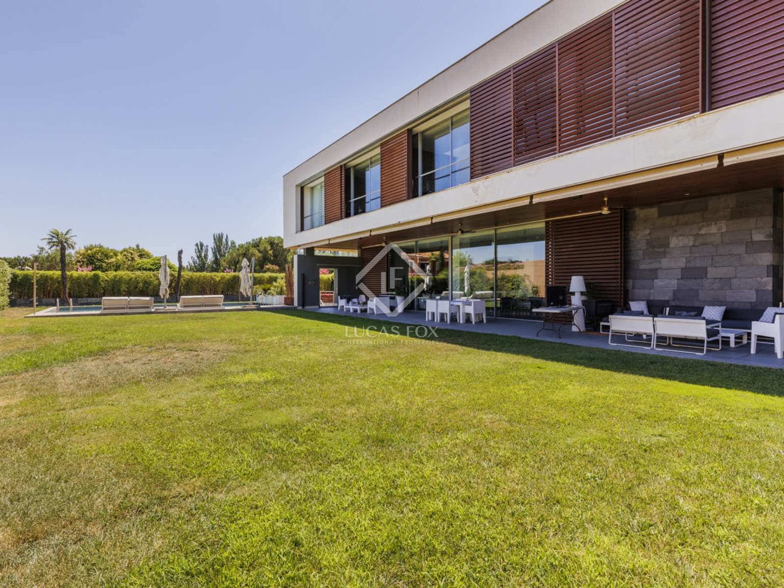 7 soveværelse Villa til salg i Pozuelo de Alarcon med swimmingpool garage - € 7.300.000 (Ref: 8439587)