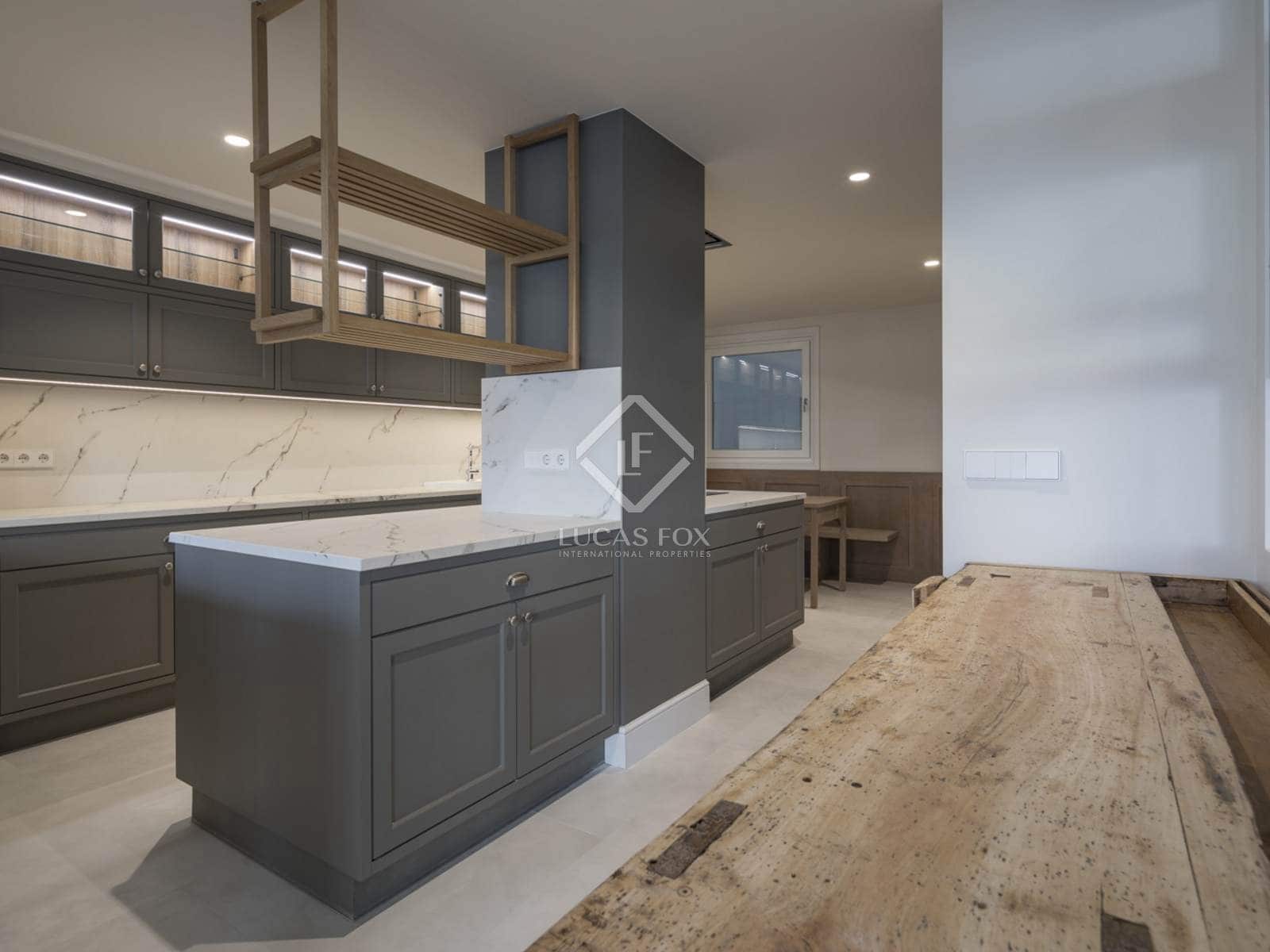 3 bedroom Penthouse for sale in Vigo - € 1,175,000 (Ref: 8439871)