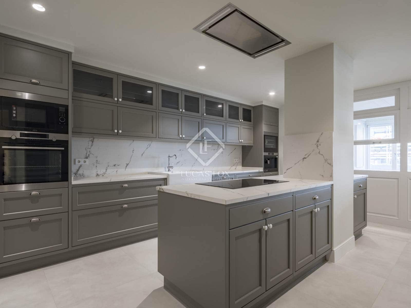 3 bedroom Penthouse for sale in Vigo - € 1,175,000 (Ref: 8439871)