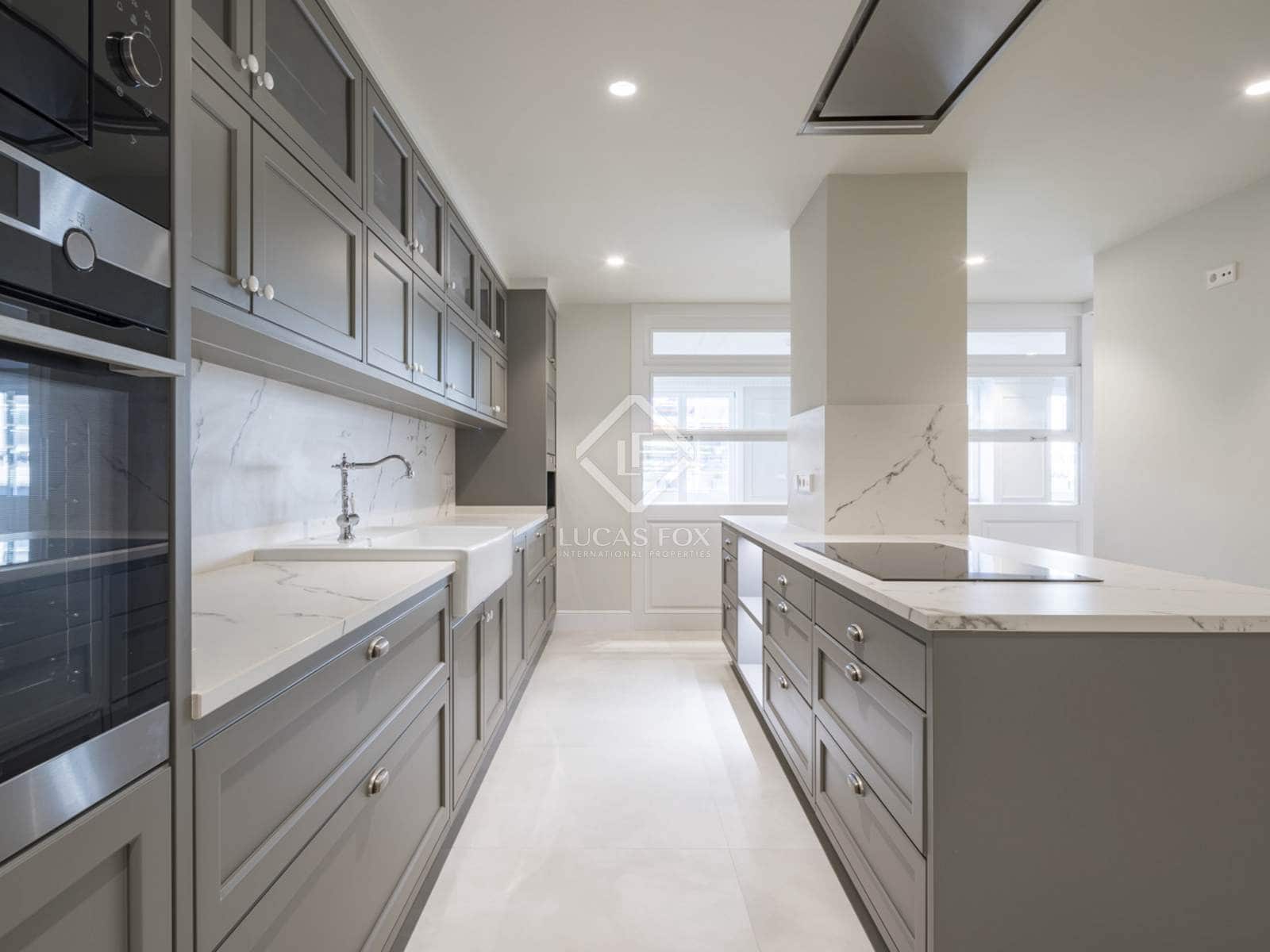 3 bedroom Penthouse for sale in Vigo - € 1,175,000 (Ref: 8439871)