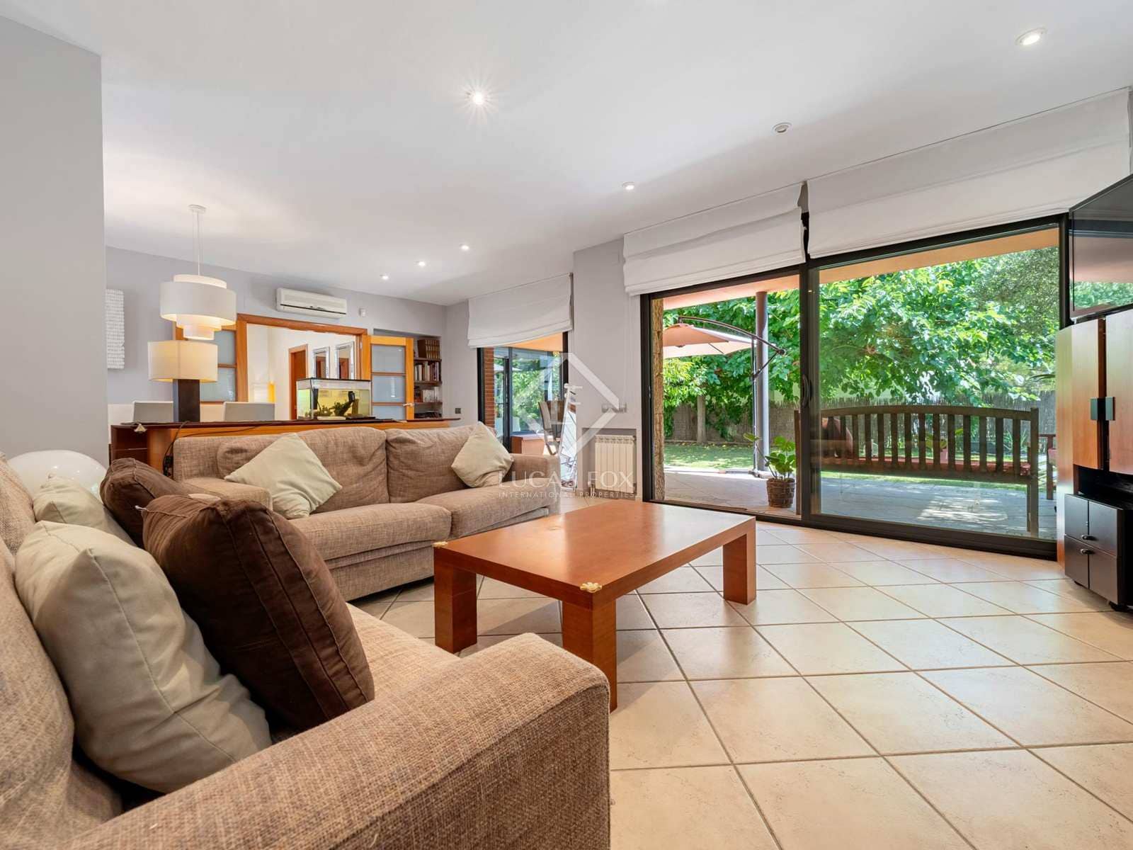 4 soveværelse Villa til salg i Tarragona by med garage - € 695.000 (Ref: 8441629)