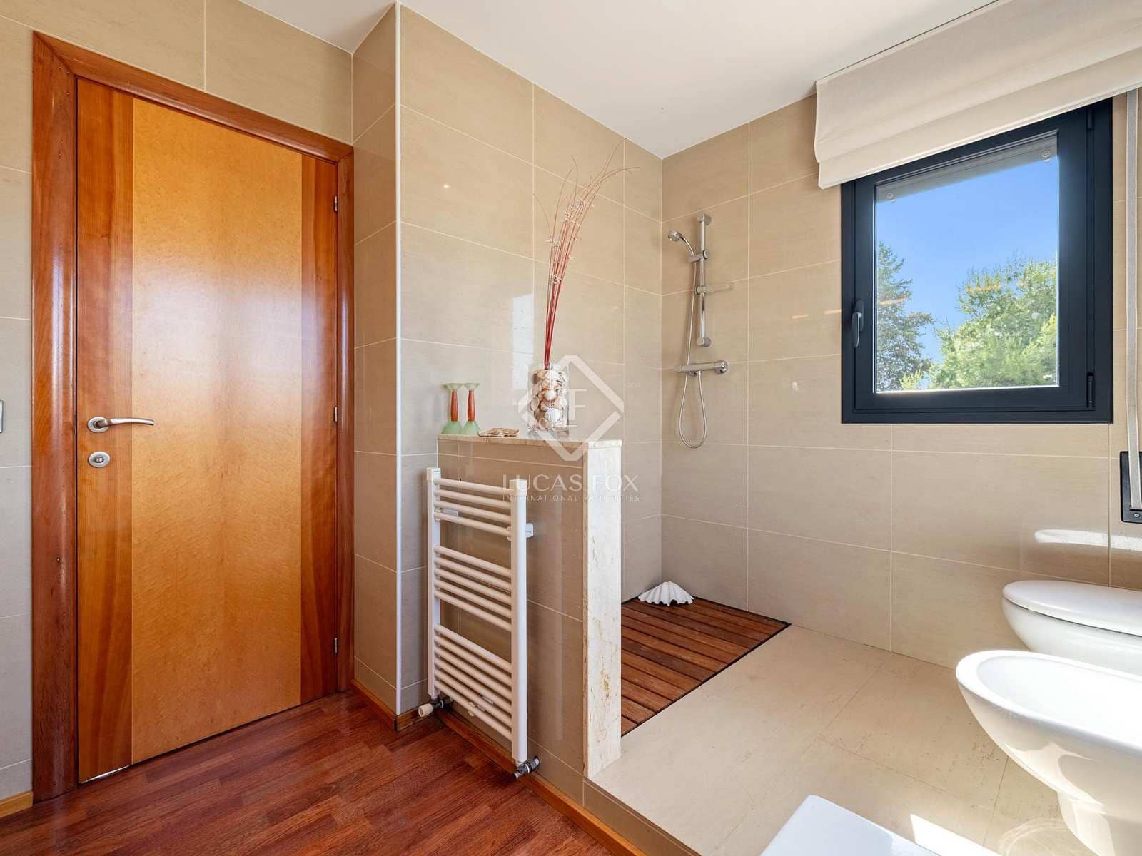 4 soveværelse Villa til salg i Tarragona by med garage - € 695.000 (Ref: 8441629)