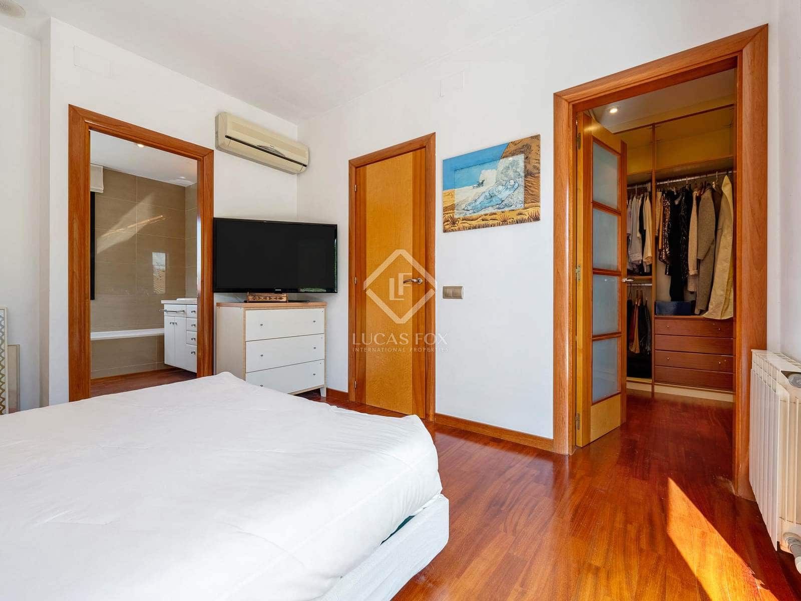 4 soveværelse Villa til salg i Tarragona by med garage - € 695.000 (Ref: 8441629)