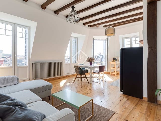 3 makuuhuone Huoneisto vuokrattavana paikassa Donostia-San Sebastián - 4 000 € (Ref: 8444200)