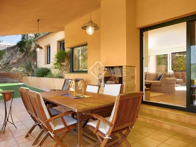 4 soveværelse Villa til salg i Tamariu, Palafrugell med garage - € 925.000 (Ref: 8447136)