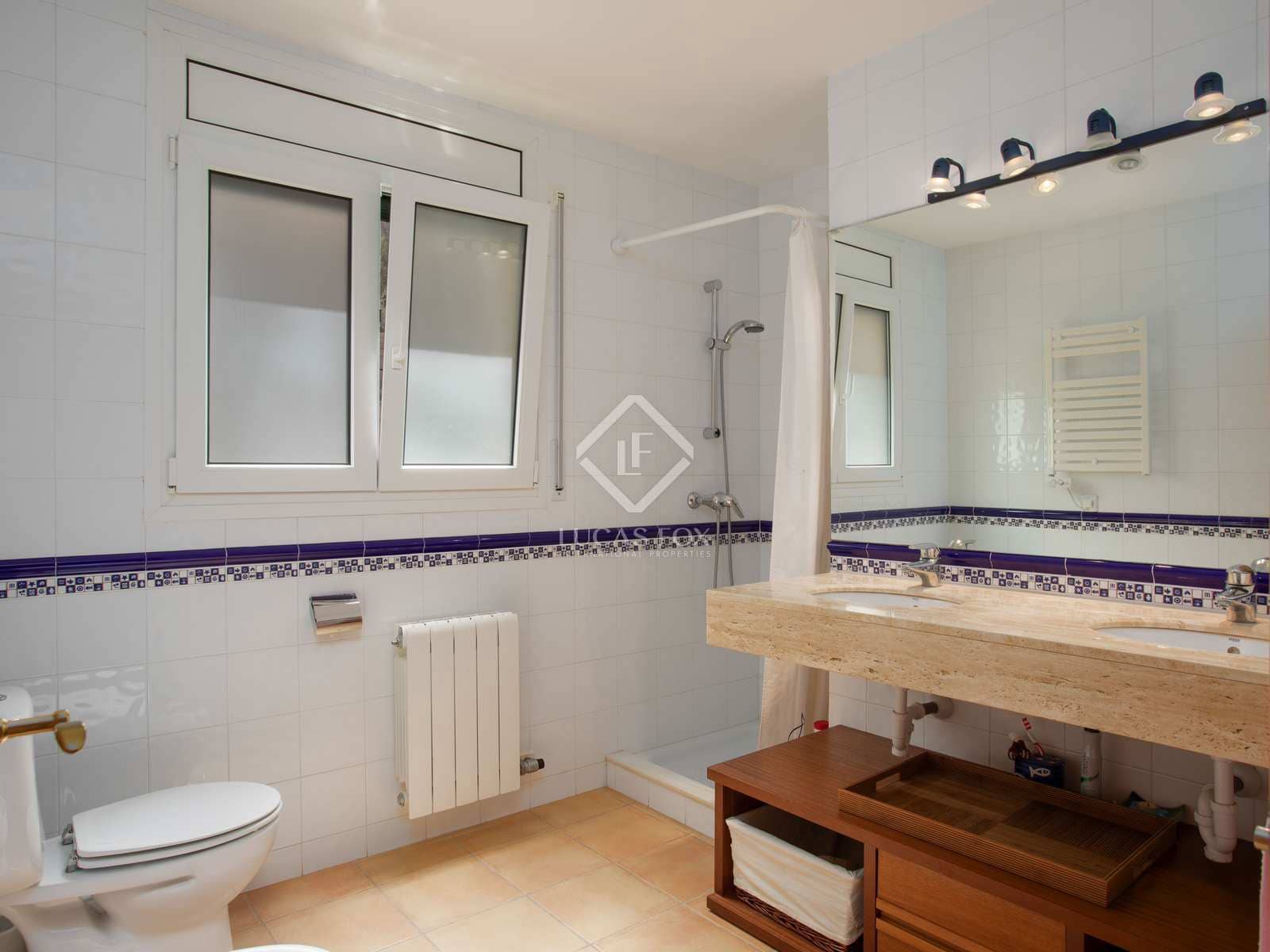 4 soveværelse Villa til salg i Tamariu med garage - € 925.000 (Ref: 8447136)