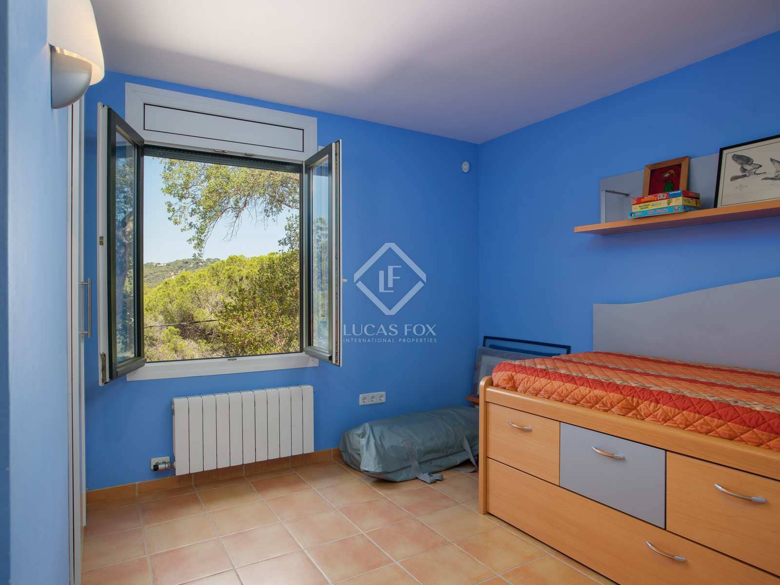 4 soveværelse Villa til salg i Tamariu med garage - € 925.000 (Ref: 8447136)