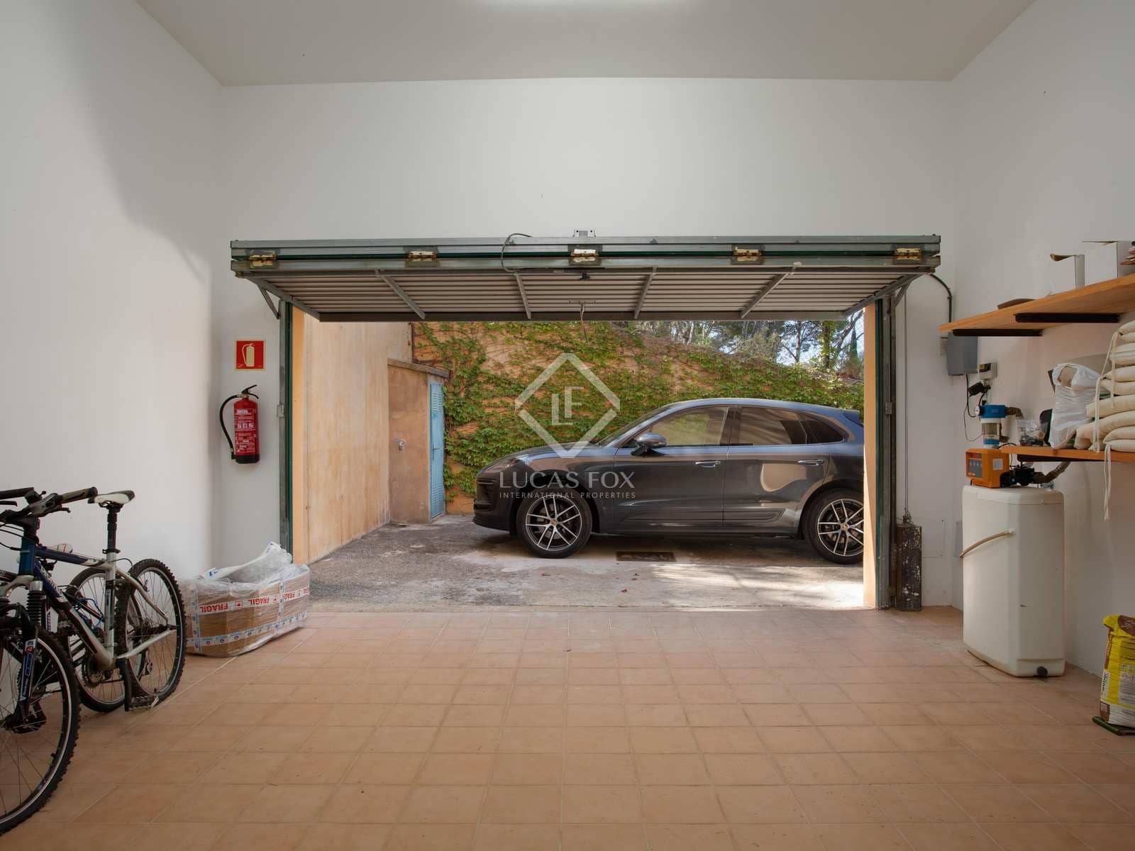 4 soveværelse Villa til salg i Tamariu med garage - € 925.000 (Ref: 8447136)