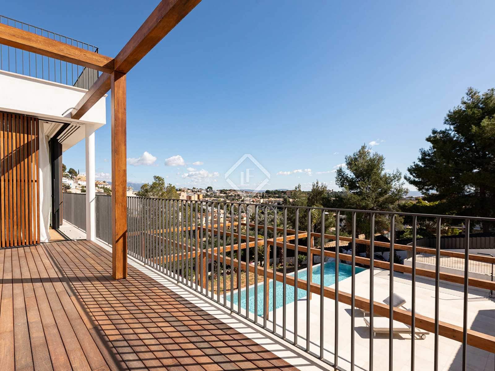 4 soveværelse Villa til salg i Genova med swimmingpool garage - € 4.500.000 (Ref: 8447411)