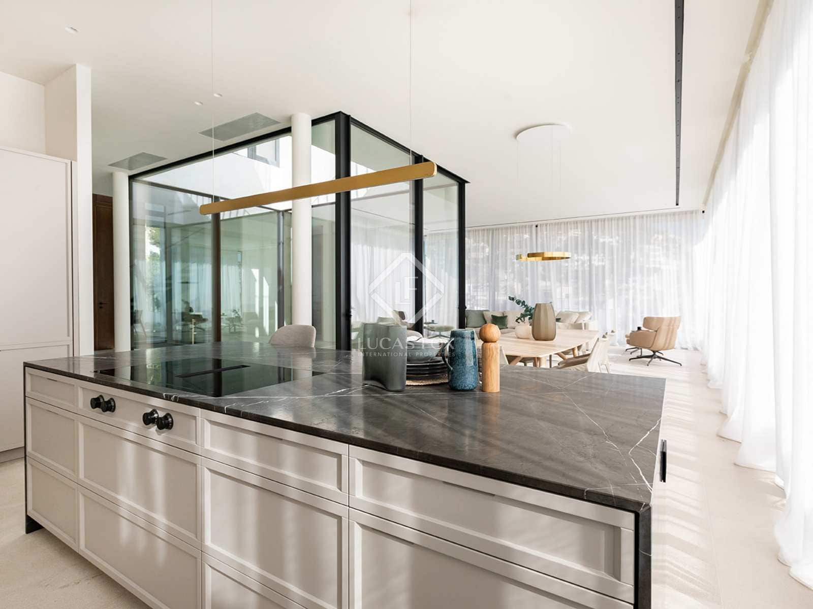 4 soveværelse Villa til salg i Genova med swimmingpool garage - € 4.500.000 (Ref: 8447411)