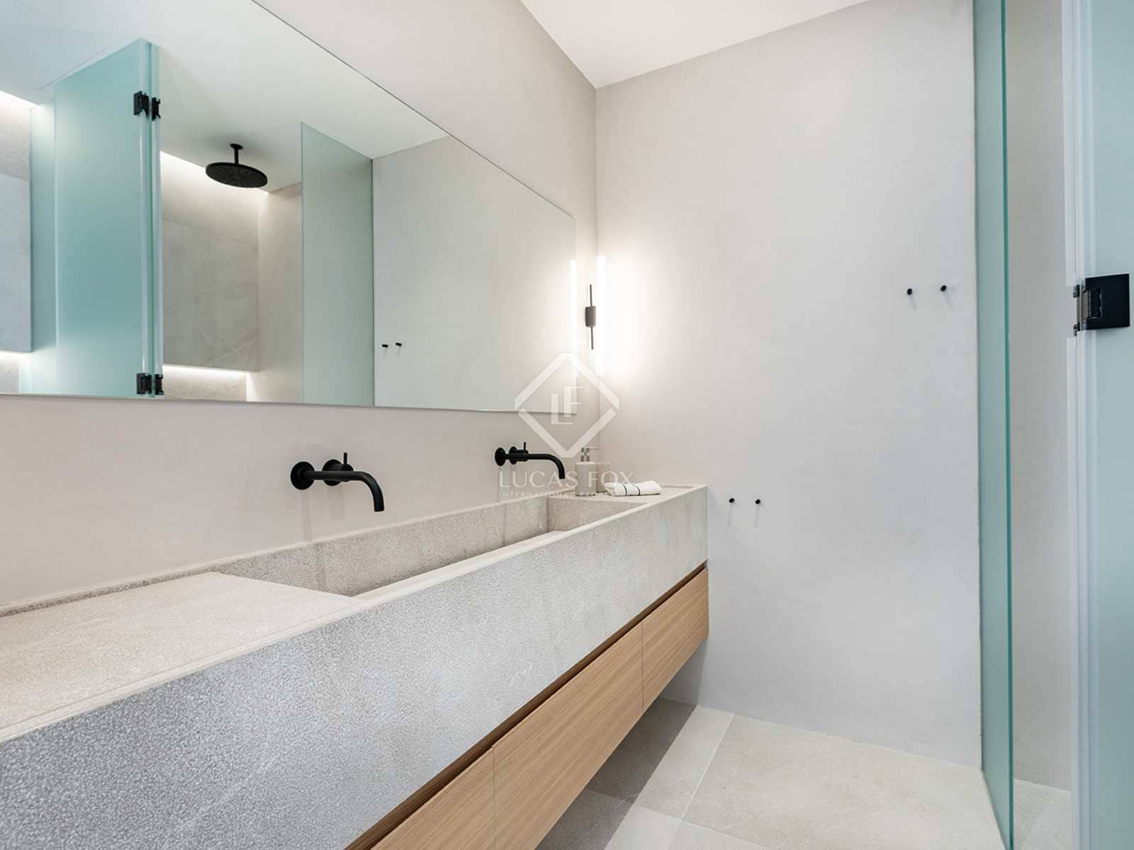 4 soveværelse Villa til salg i Genova med swimmingpool garage - € 4.500.000 (Ref: 8447411)