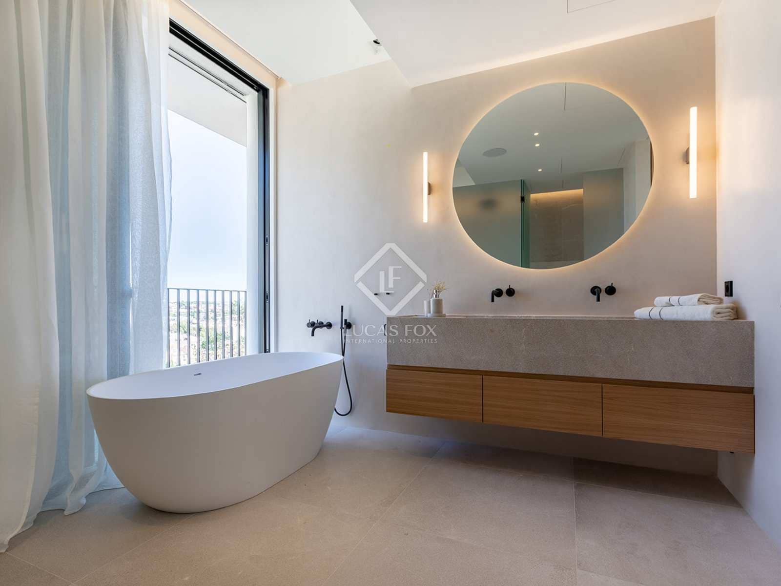 4 soveværelse Villa til salg i Genova med swimmingpool garage - € 4.500.000 (Ref: 8447411)