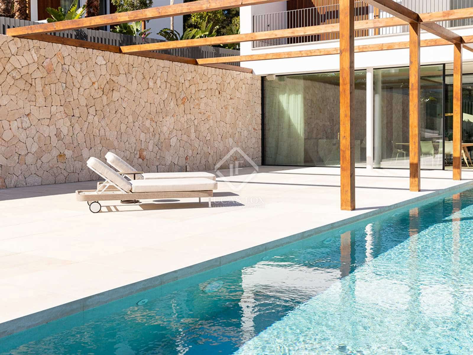 4 soveværelse Villa til salg i Genova med swimmingpool garage - € 4.500.000 (Ref: 8447411)