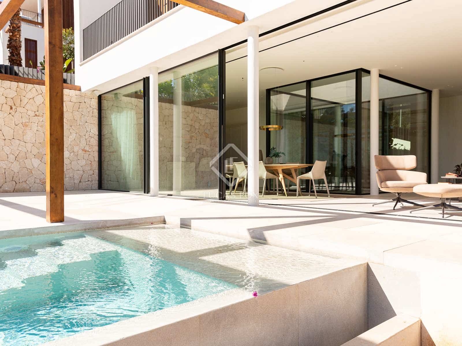 4 soveværelse Villa til salg i Genova med swimmingpool garage - € 4.500.000 (Ref: 8447411)