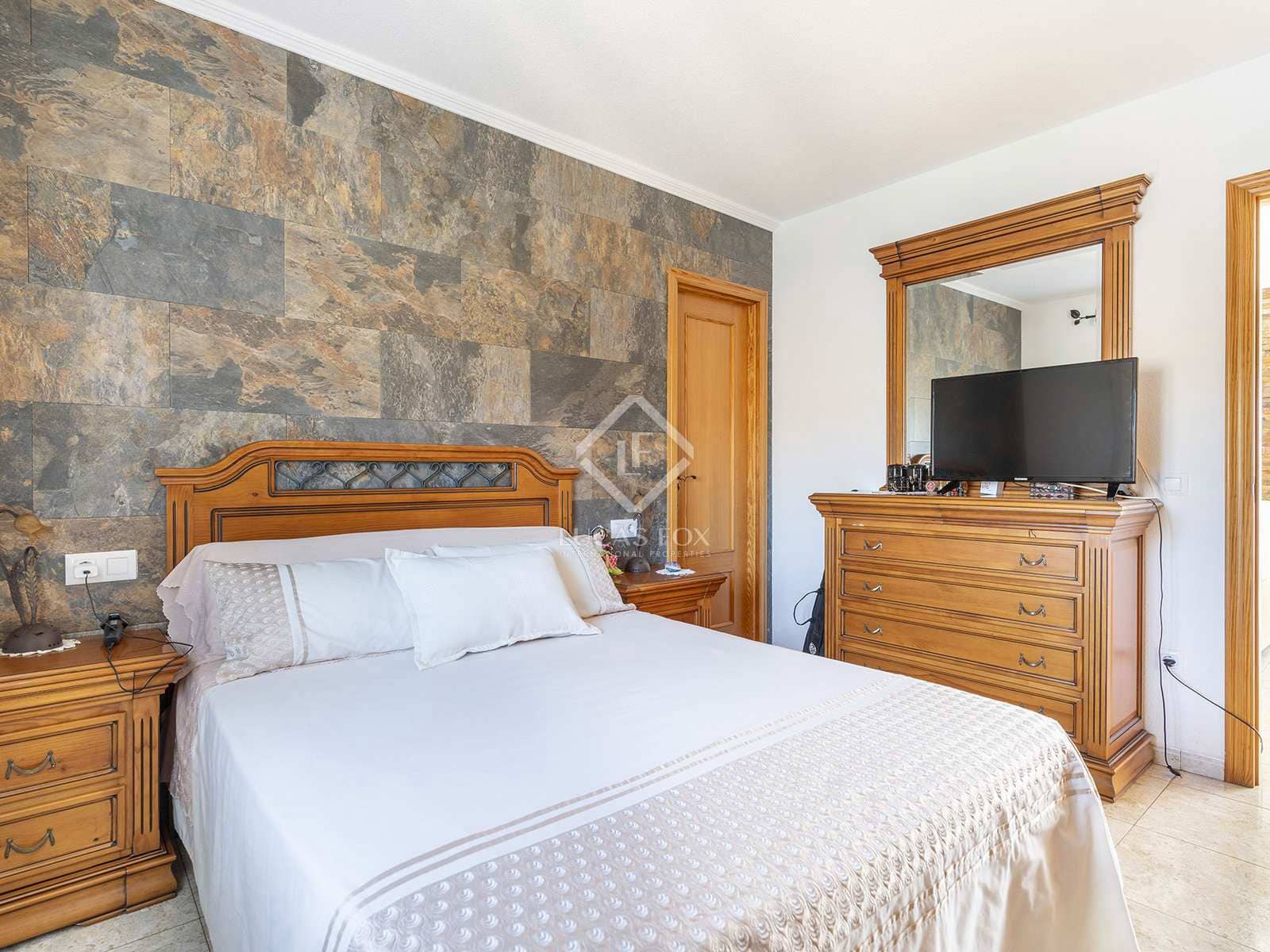 3 bedroom Villa for sale in Altea with pool garage - € 530,000 (Ref: 8448870)