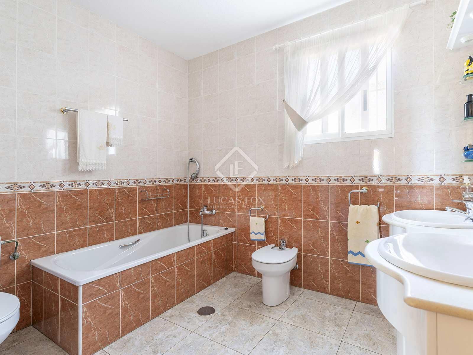 3 bedroom Villa for sale in Altea with pool garage - € 530,000 (Ref: 8448870)