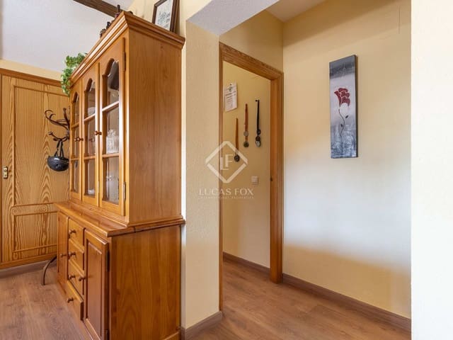 3 sypialnia Willa na sprzedaż w Altea z basenem garażem - 530 000 € (Ref: 8448870)