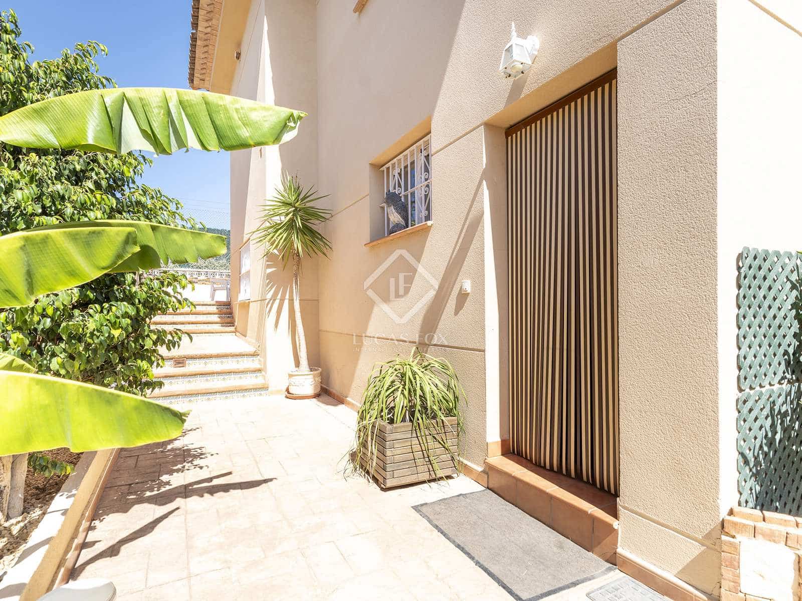 3 bedroom Villa for sale in Altea with pool garage - € 530,000 (Ref: 8448870)