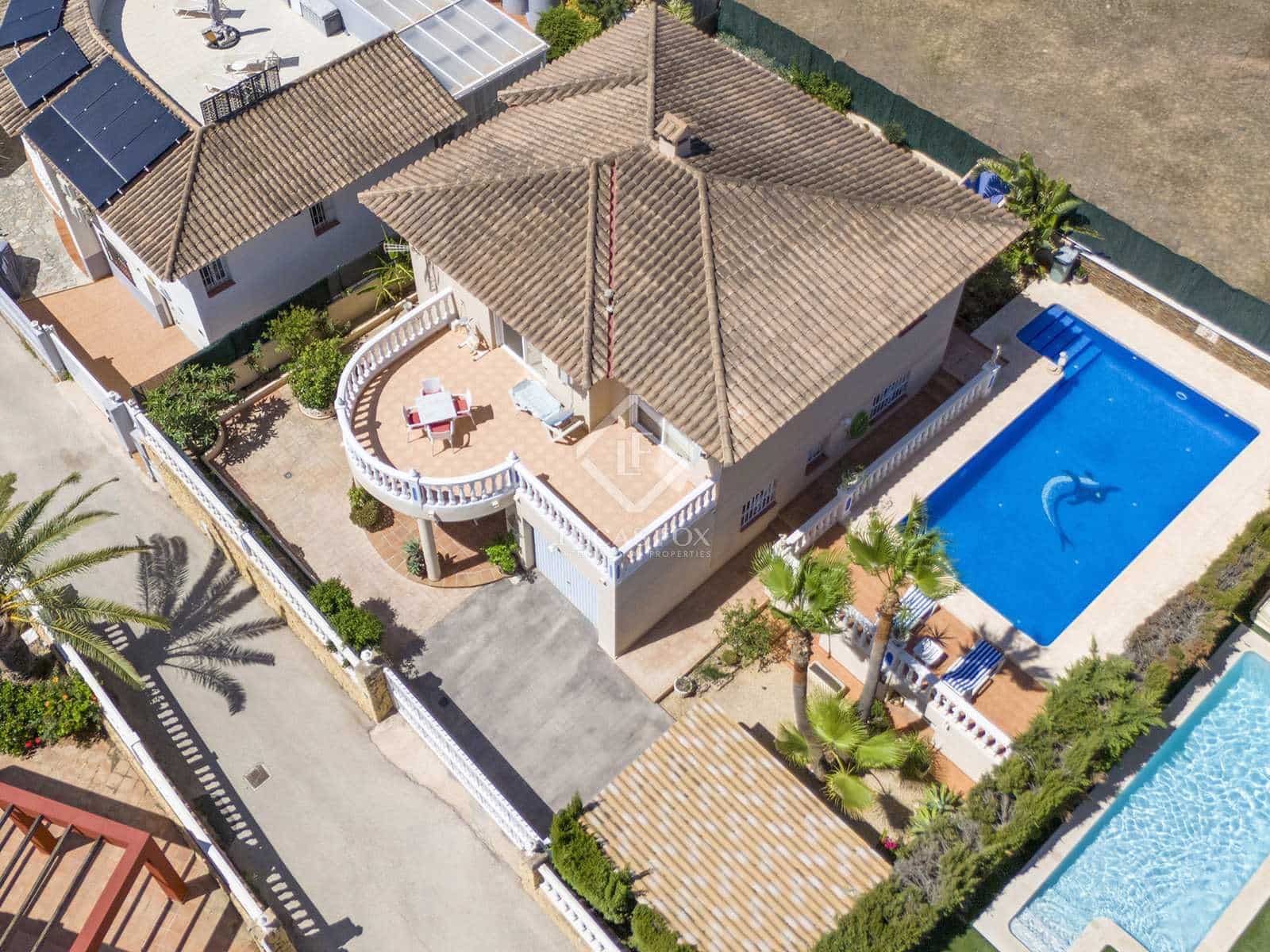 3 bedroom Villa for sale in Altea with pool garage - € 530,000 (Ref: 8448870)