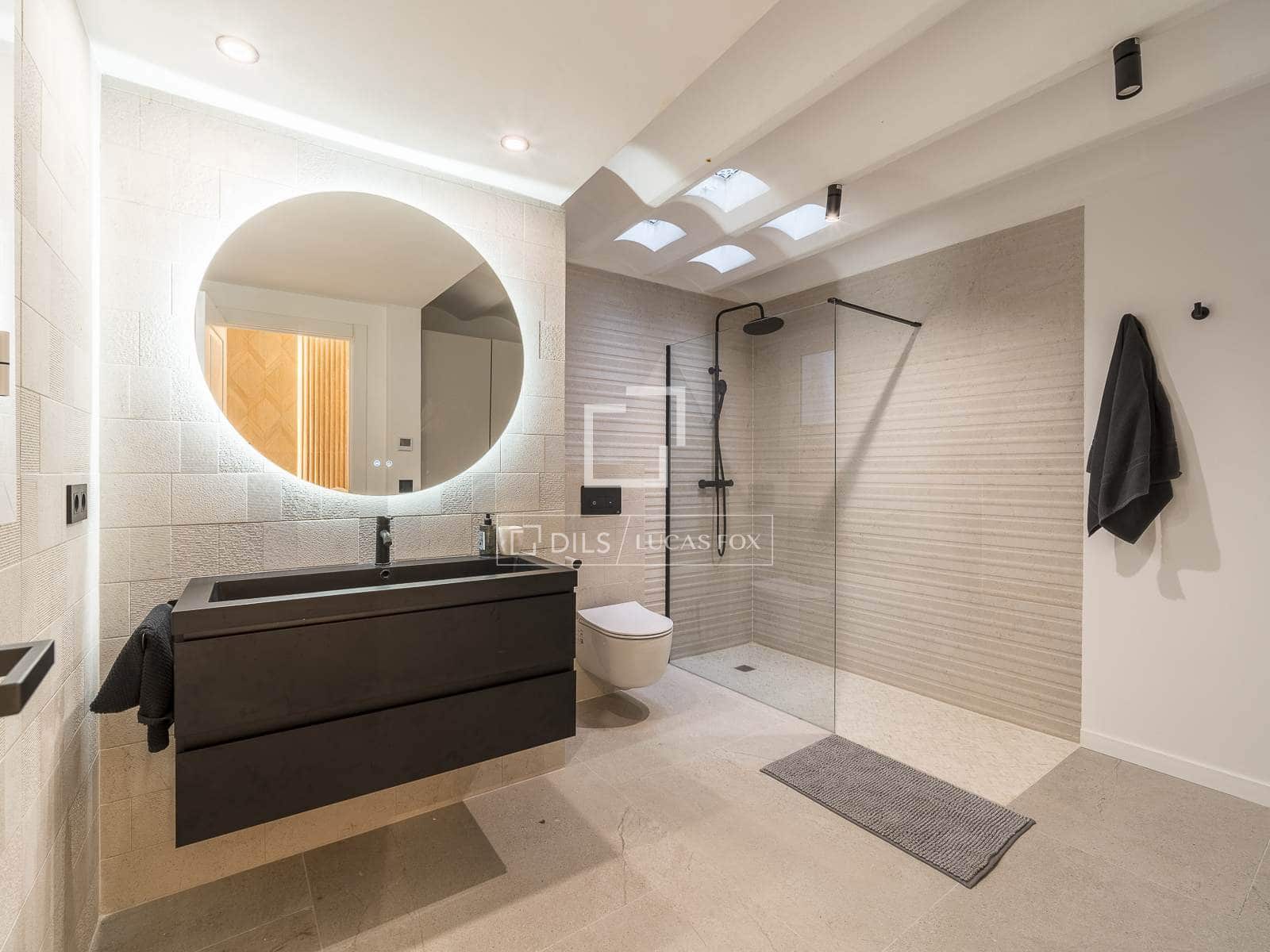 Apartamento de 3 habitaciones en Barcelona ciudad en venta - 795.000 € (Ref: 8449223)